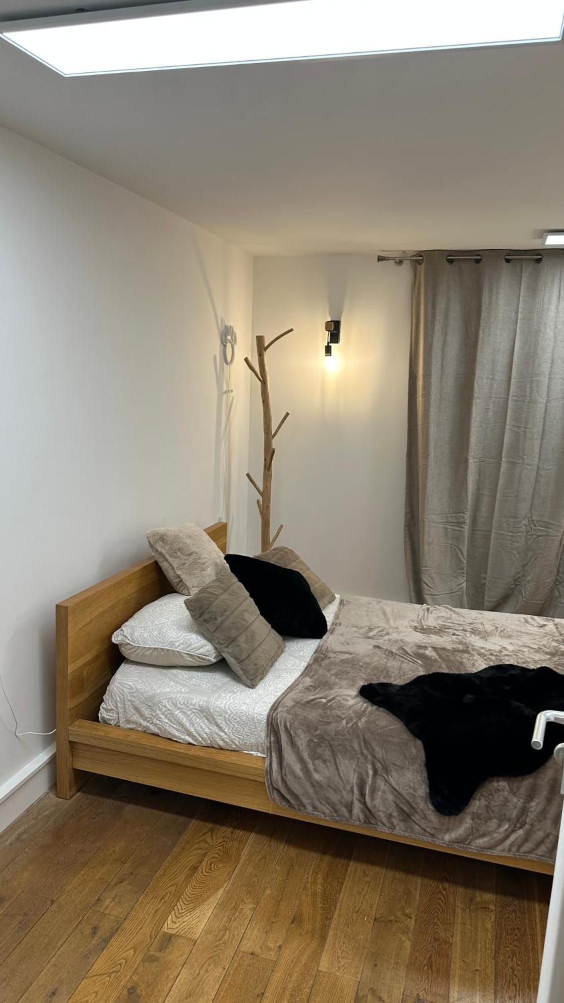 5min To Disneyland, Parking Prive Magny-le-Hongre